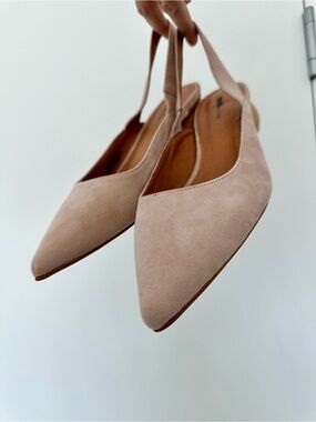 Matiko Circa Suede Slingback Heels EU 41 Nude Pointed Toe Wood Ball Heel